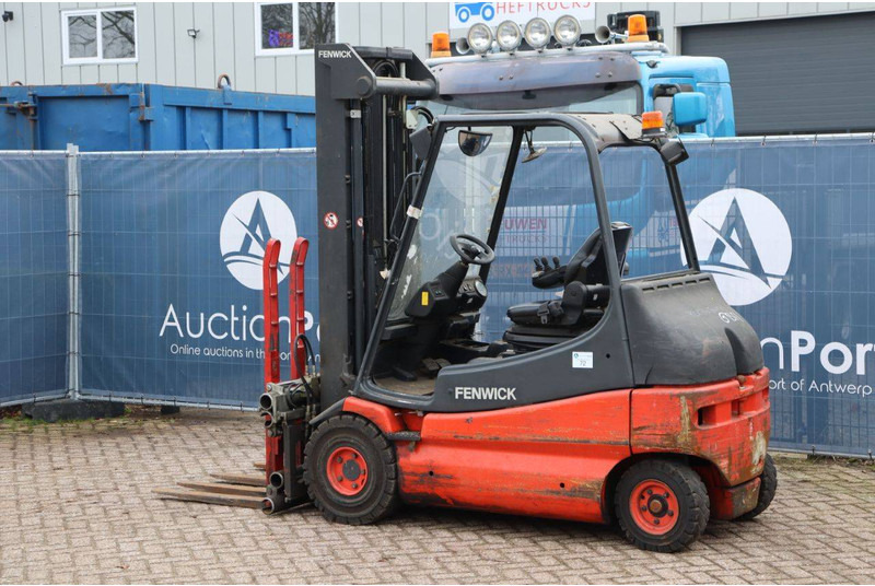 Linde E25-02 - Electric forklift: picture 3 Linde E25-02 - Electric forklift: picture 3