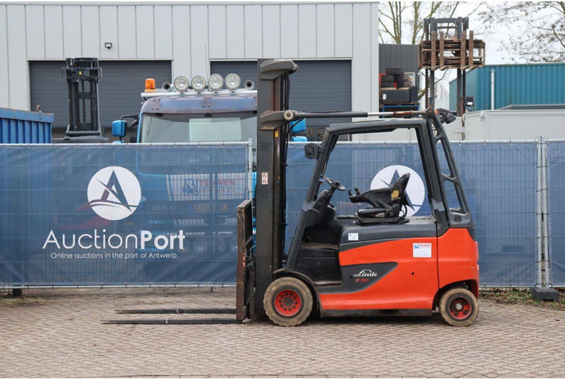 Linde E30HL-01/600 - Electric forklift: picture 2 Linde E30HL-01/600 - Electric forklift: picture 2