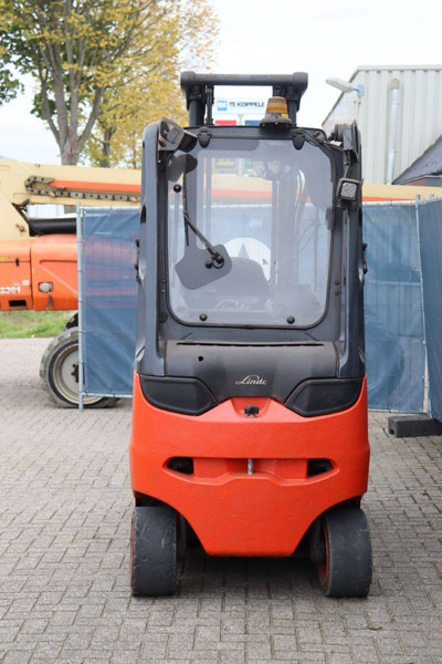 Linde E30HL-01/600 - Electric forklift: picture 5 Linde E30HL-01/600 - Electric forklift: picture 5