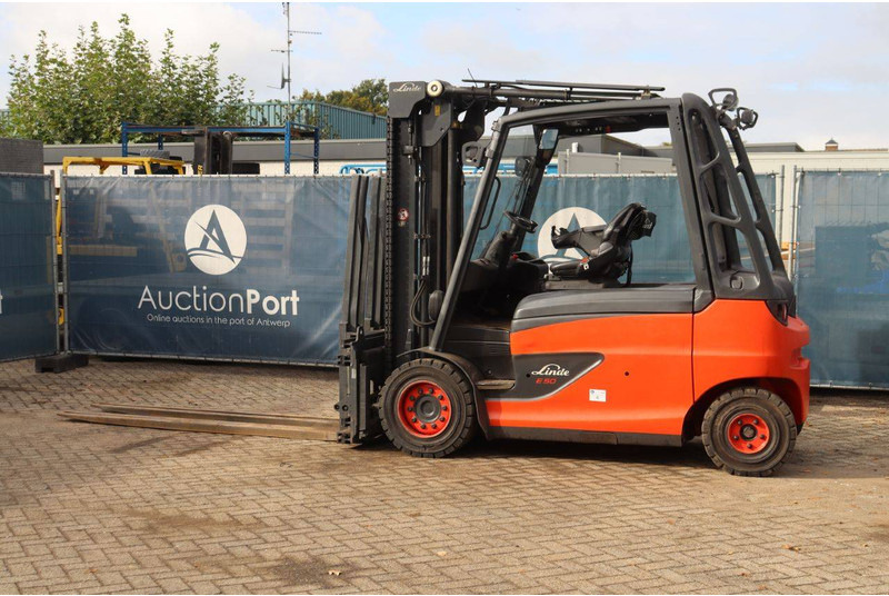 Linde E50HL-01/600 - Electric forklift: picture 3 Linde E50HL-01/600 - Electric forklift: picture 3