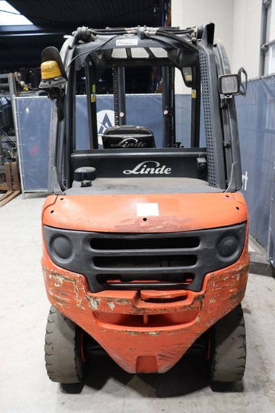 Linde H25D-01 - Diesel forklift: picture 4 Linde H25D-01 - Diesel forklift: picture 4
