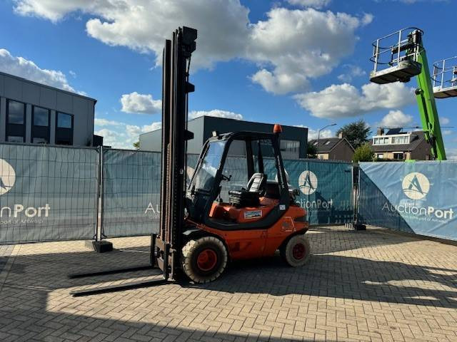 Linde H30T - LPG forklift: picture 4 Linde H30T - LPG forklift: picture 4
