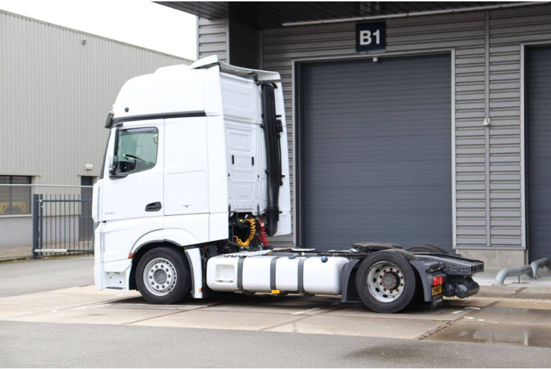 Mercedes-Benz ACTROS - Cab chassis truck: picture 3 Mercedes-Benz ACTROS - Cab chassis truck: picture 3