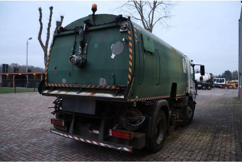 Mercedes-Benz Atego 1524 - Box truck: picture 4 Mercedes-Benz Atego 1524 - Box truck: picture 4