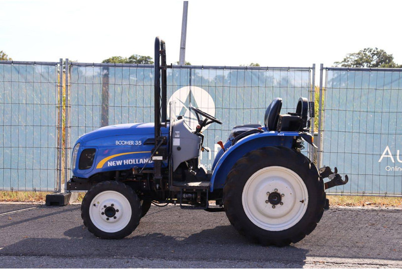 New Holland BOOMER 35 - Farm tractor: picture 2 New Holland BOOMER 35 - Farm tractor: picture 2