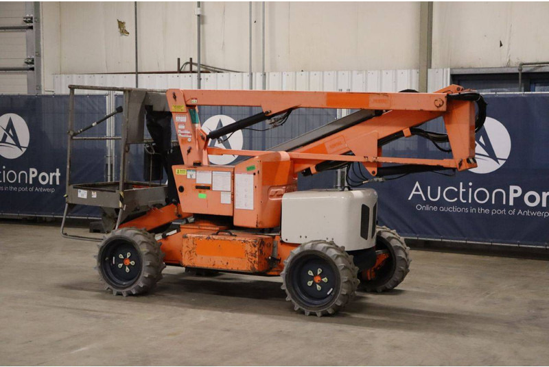 Niftylift HR12DE - Articulated boom: picture 4 Niftylift HR12DE - Articulated boom: picture 4