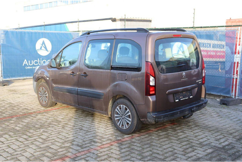 Peugeot Partner Tepee - Sedan: picture 5 Peugeot Partner Tepee - Sedan: picture 5