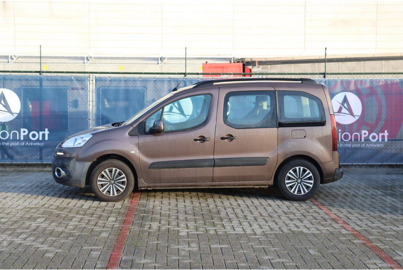 Peugeot Partner Tepee - Sedan: picture 2 Peugeot Partner Tepee - Sedan: picture 2