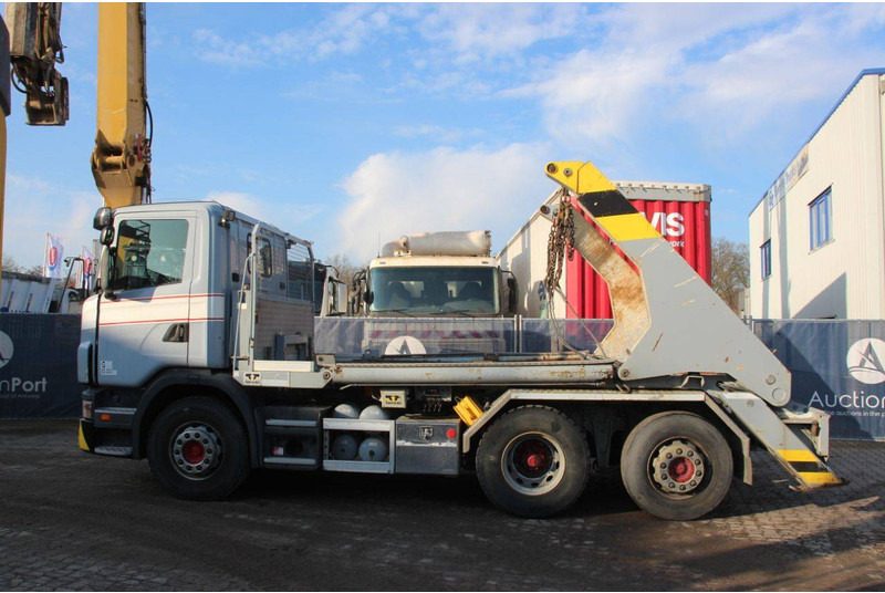 Scania G440 - Hook lift truck: picture 2 Scania G440 - Hook lift truck: picture 2