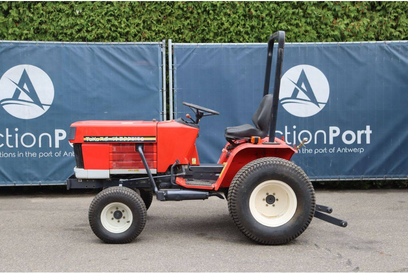 Shibaura S318 - Farm tractor: picture 2 Shibaura S318 - Farm tractor: picture 2