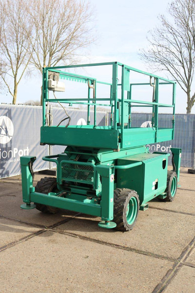 Scissor lift Skyjack SJ 6832RT: picture 9