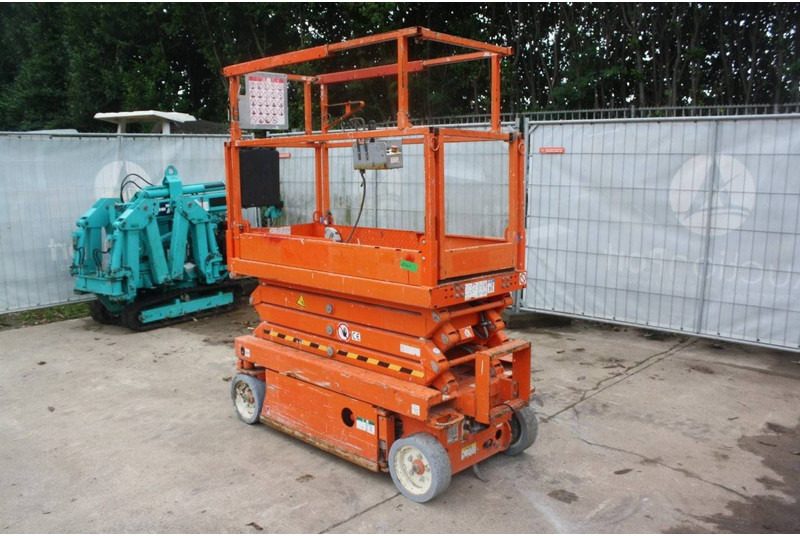 Skyjack SJ3219 - Scissor lift: picture 2 Skyjack SJ3219 - Scissor lift: picture 2