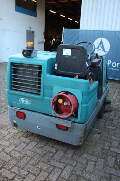 TENNANT S20 - Road sweeper: picture 5 TENNANT S20 - Road sweeper: picture 5