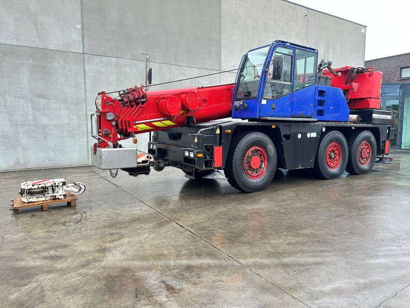 Terex-Demag AC40-1 CITY - Crane truck: picture 1 Terex-Demag AC40-1 CITY - Crane truck: picture 1