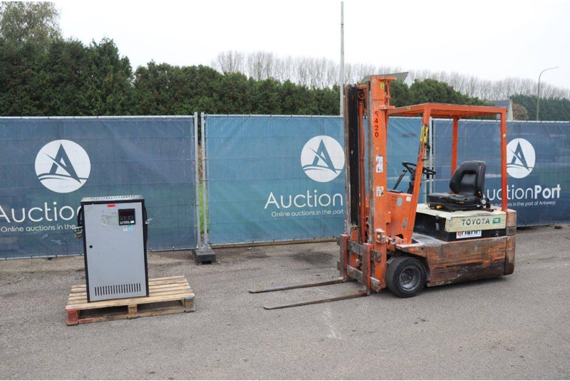 Toyota 2FBE15 - Electric forklift: picture 1 Toyota 2FBE15 - Electric forklift: picture 1