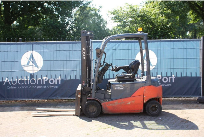 Toyota 8FBMT20 - Electric forklift: picture 2 Toyota 8FBMT20 - Electric forklift: picture 2