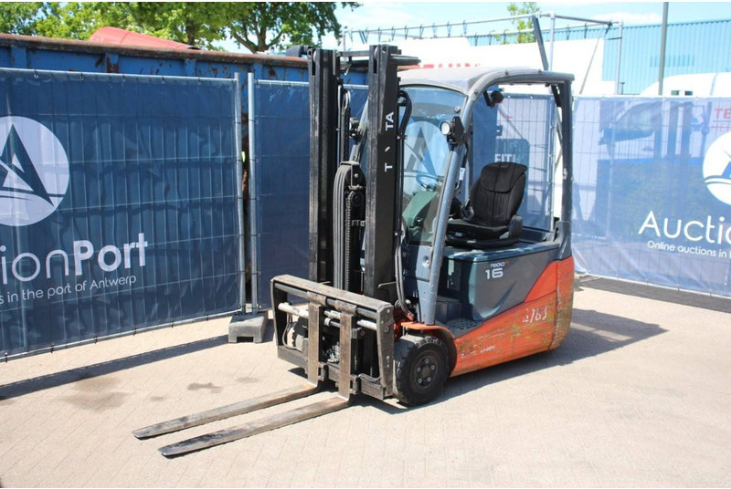 Electric forklift Toyota: picture 8