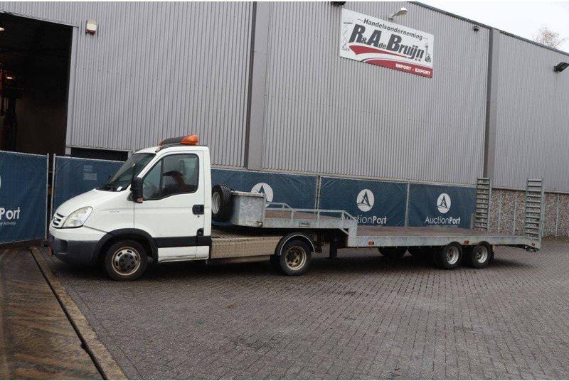 VELDHUIZEN SDO - Low loader semi-trailer: picture 1 VELDHUIZEN SDO - Low loader semi-trailer: picture 1