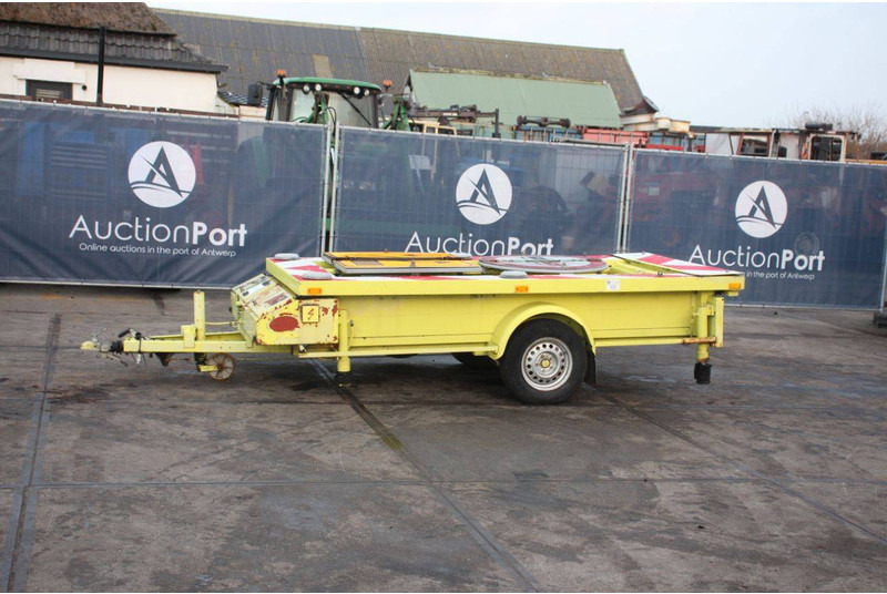 Van Weel VW1300P - Dropside/ Flatbed trailer: picture 1 Van Weel VW1300P - Dropside/ Flatbed trailer: picture 1