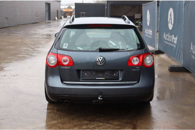 Volkswagen Passat - Car: picture 5 Volkswagen Passat - Car: picture 5