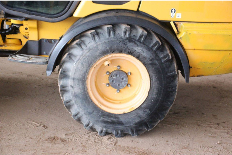 Wheel loader Volvo L25F-P: picture 12