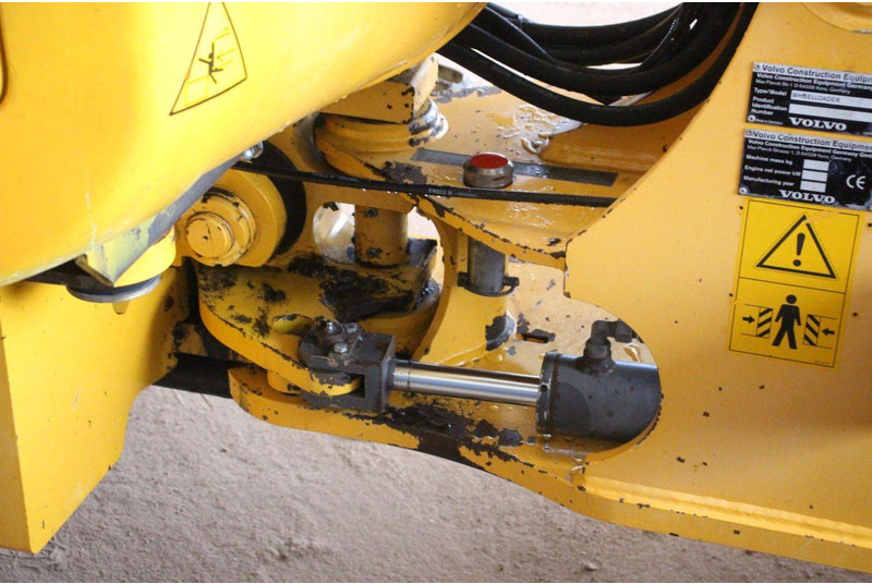 Wheel loader Volvo L25F-P: picture 16