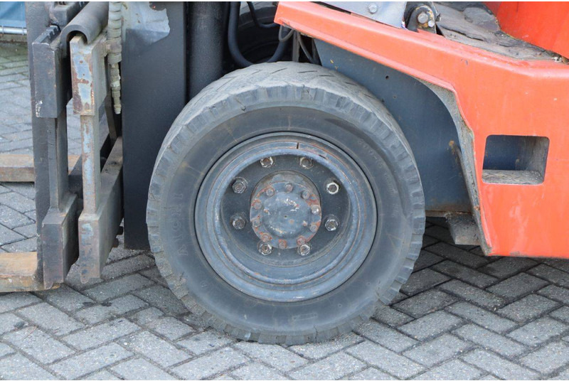 Diesel forklift Yale DFG-5.0 M: picture 12