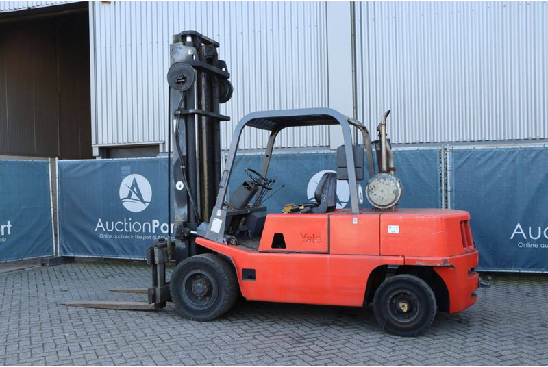 Yale DFG-5.0 M - Diesel forklift: picture 3 Yale DFG-5.0 M - Diesel forklift: picture 3
