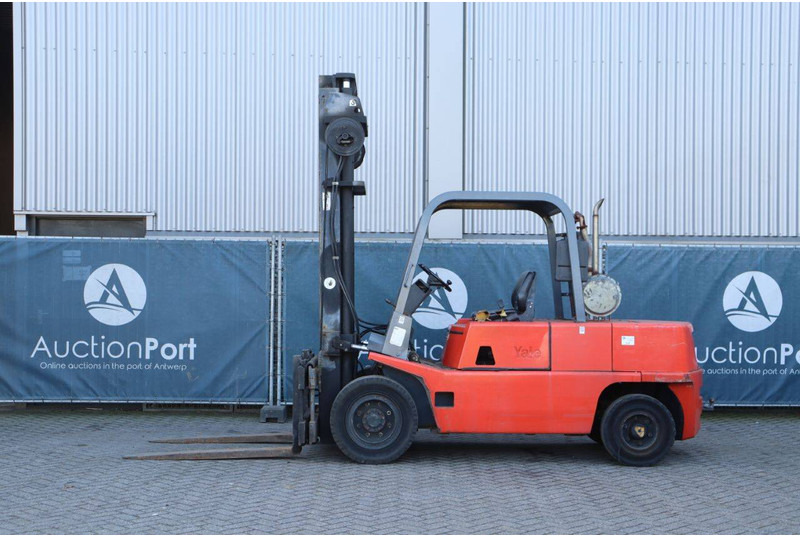 Yale DFG-5.0 M - Diesel forklift: picture 2 Yale DFG-5.0 M - Diesel forklift: picture 2