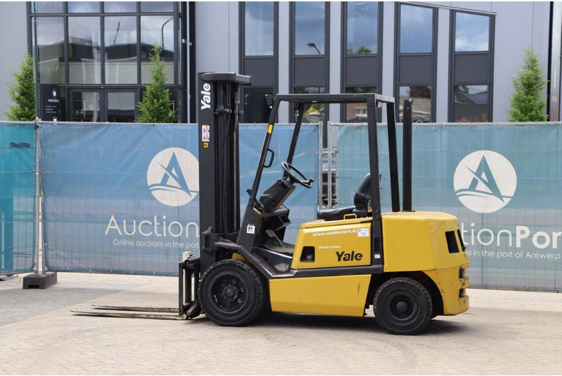 Yale GDP30TP - Diesel forklift: picture 3 Yale GDP30TP - Diesel forklift: picture 3