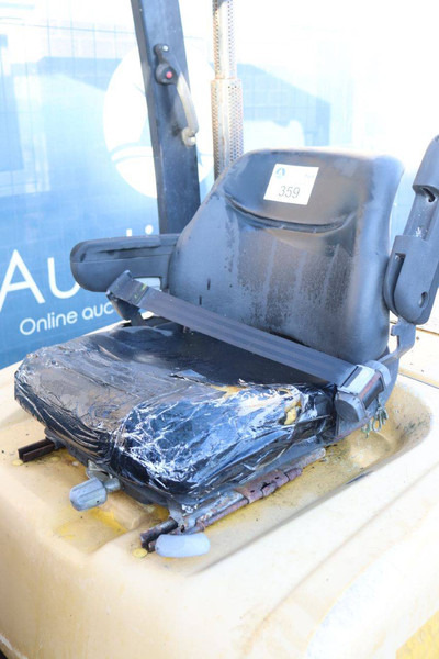 Diesel forklift Yale GFP25VX V3820: picture 20