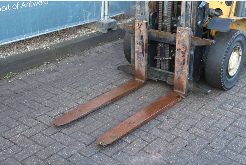 Diesel forklift Yale GFP25VX V3820: picture 10