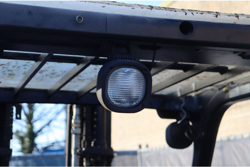 Diesel forklift Yale GFP25VX V3820: picture 16