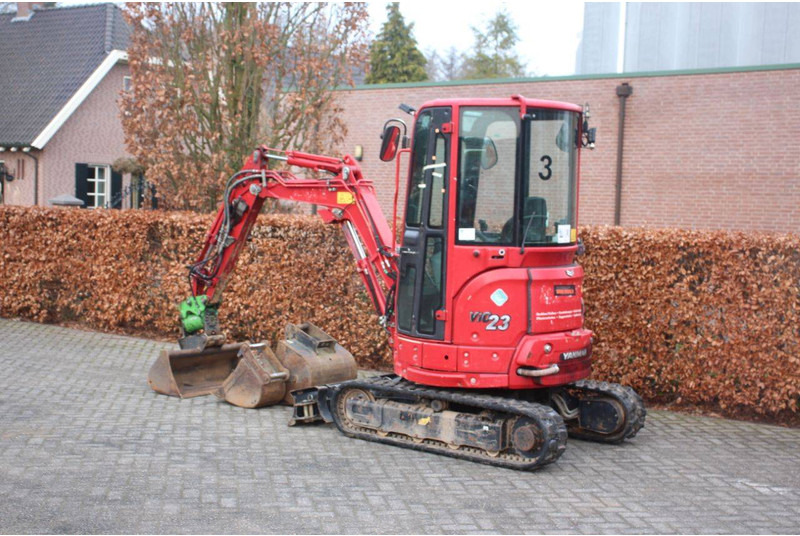 Yanmar VIO23-6 - Mini excavator: picture 3 Yanmar VIO23-6 - Mini excavator: picture 3