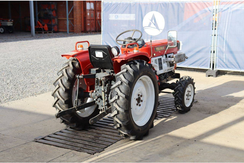 Yanmar YM2210BD - Farm tractor: picture 5 Yanmar YM2210BD - Farm tractor: picture 5