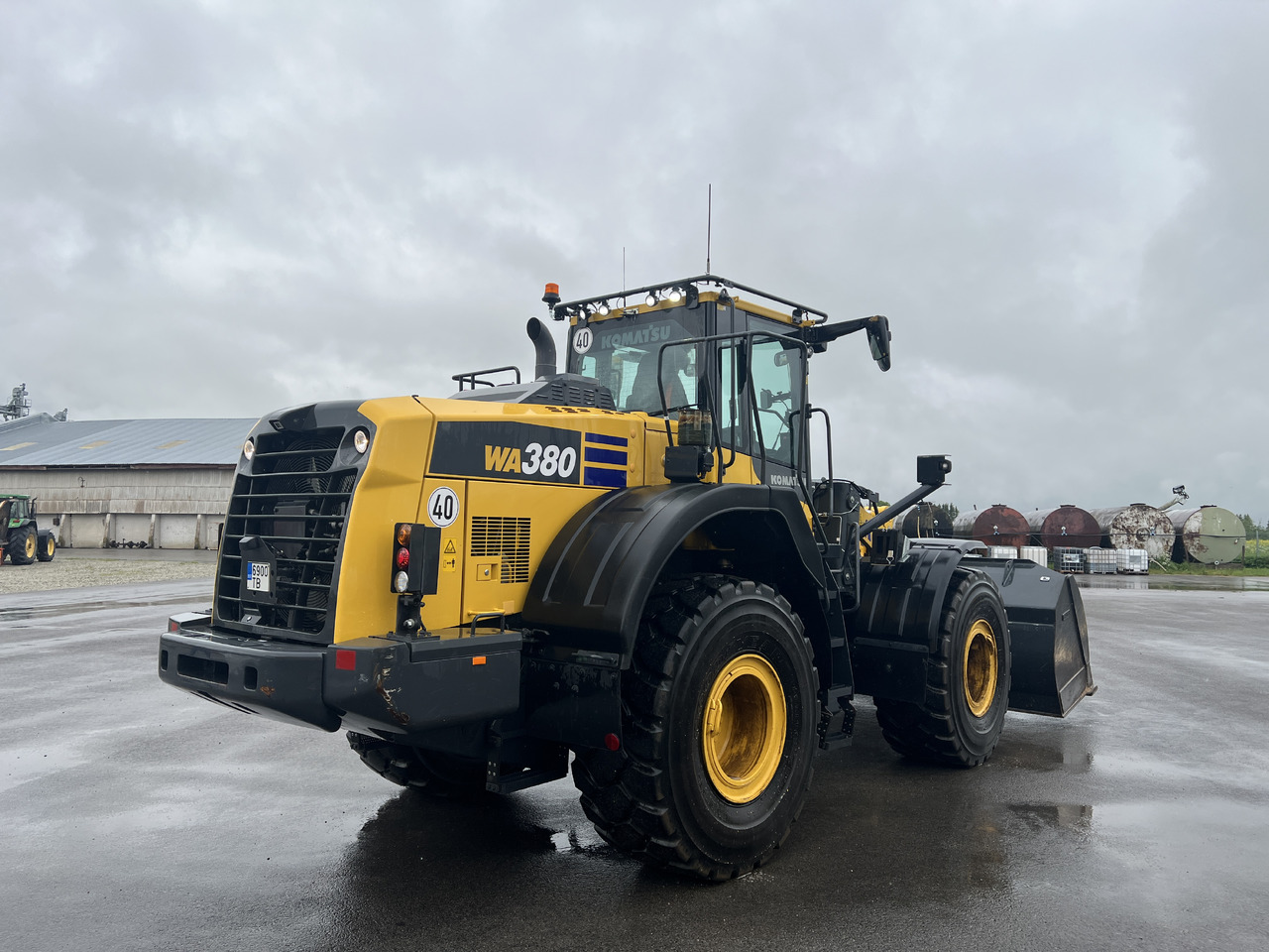 KOMATSU WA 380-8E0 - Wheel loader: picture 5 KOMATSU WA 380-8E0 - Wheel loader: picture 5
