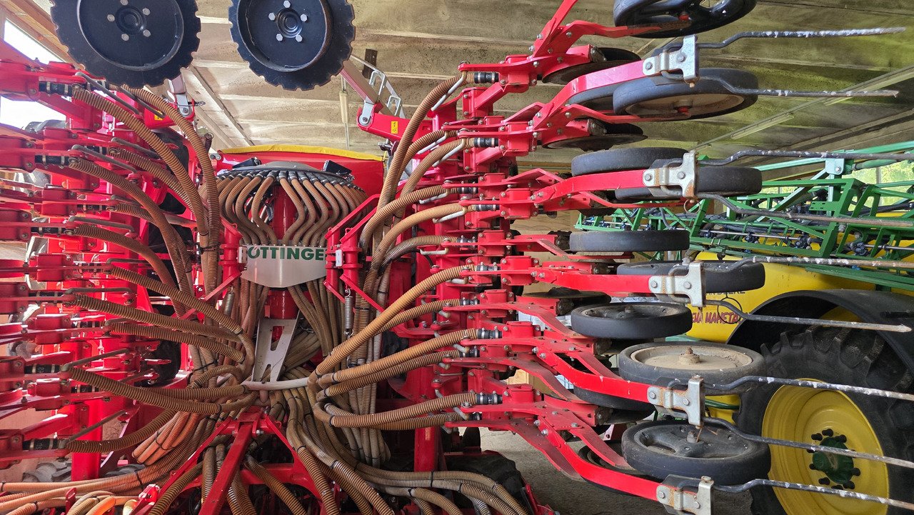 Combine seed drill PÖTTINGER Terrasem C6 Artis: picture 23