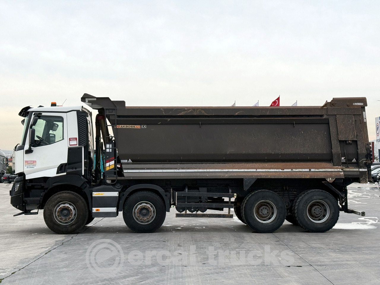 RENAULT 2023 K520/AUTO-AC-EURO6-8X4 HARDOX TIPPER -20 PCS - Tipper: picture 5 RENAULT 2023 K520/AUTO-AC-EURO6-8X4 HARDOX TIPPER -20 PCS - Tipper: picture 5