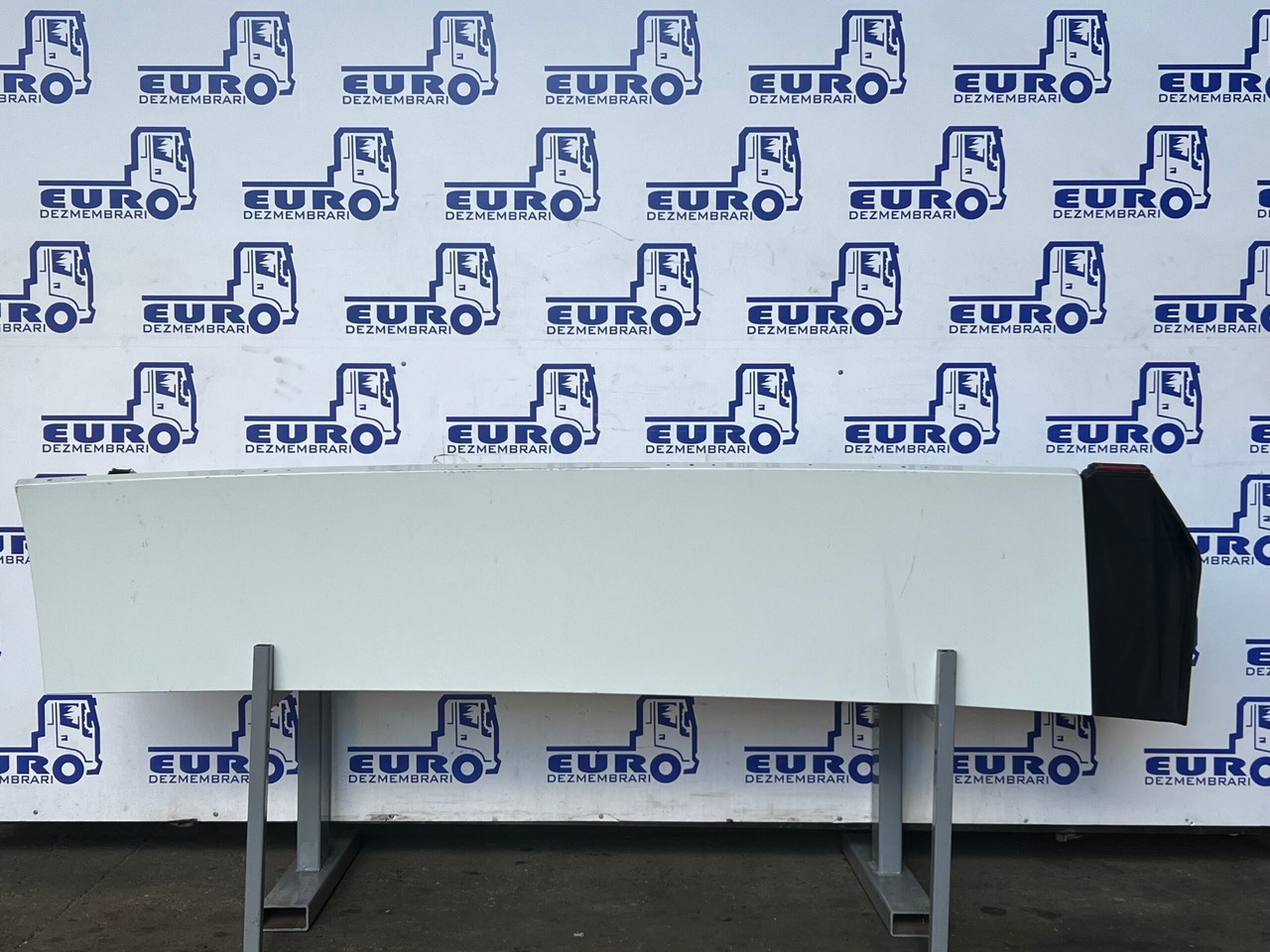 PARAVANT LATERAL STANGA DAF XF XG 2333700, 2333698 - Body and exterior for Truck: picture 1 PARAVANT LATERAL STANGA DAF XF XG 2333700, 2333698 - Body and exterior for Truck: picture 1