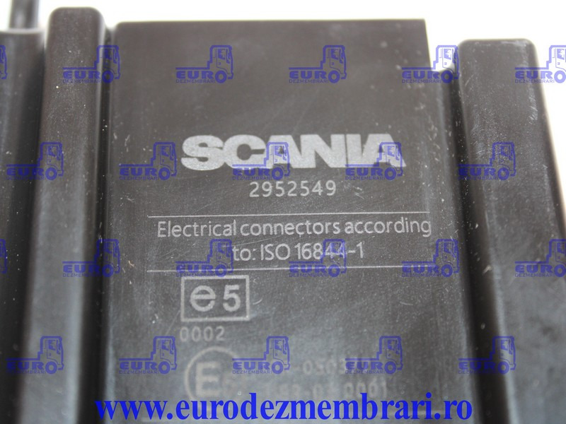 TAHOGRAF SCANIA SUPER 2952549 - Cab and interior for Truck: picture 2 TAHOGRAF SCANIA SUPER 2952549 - Cab and interior for Truck: picture 2