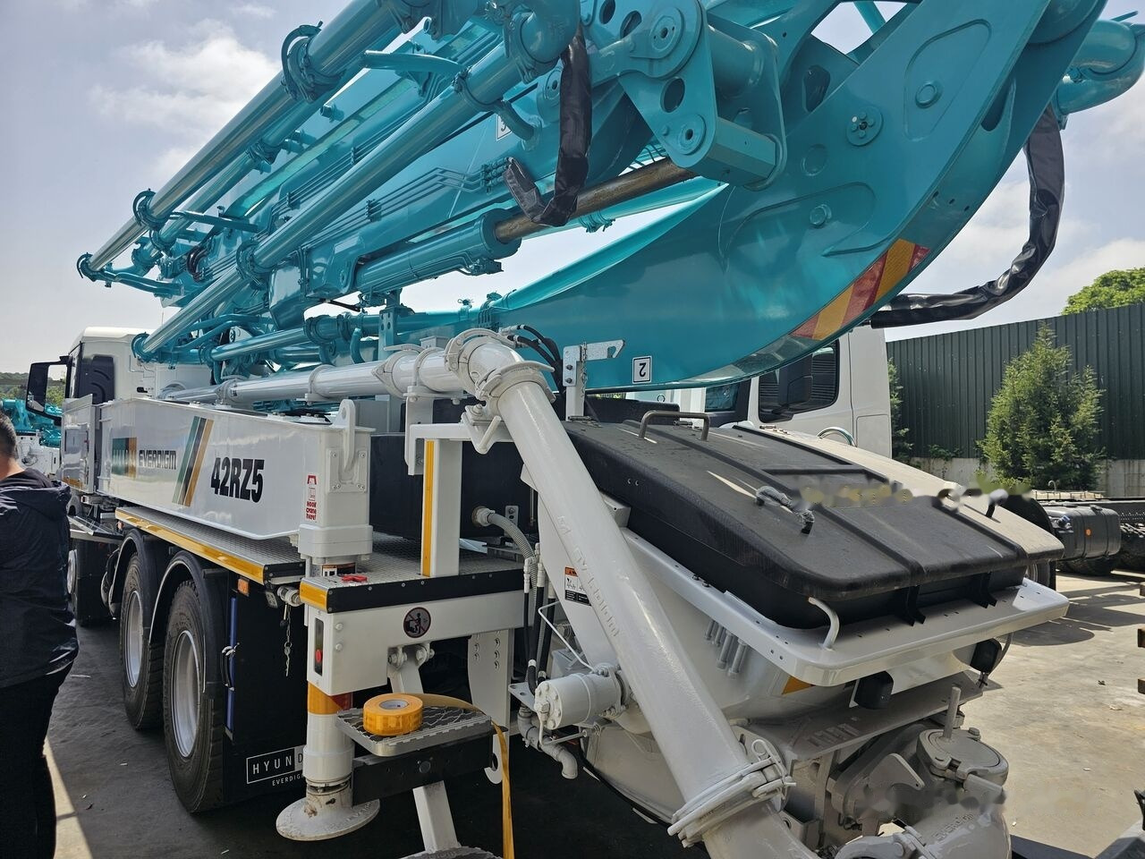 New Concrete pump truck Mercedes-Benz New Everdigm ECP 42 CX 5 ECP 42 CX5 on chassis: picture 10