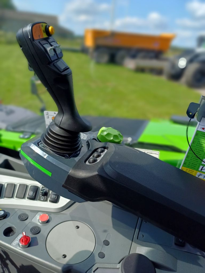Merlo TF38.10 TT CS 136 - Telescopic handler: picture 2 Merlo TF38.10 TT CS 136 - Telescopic handler: picture 2