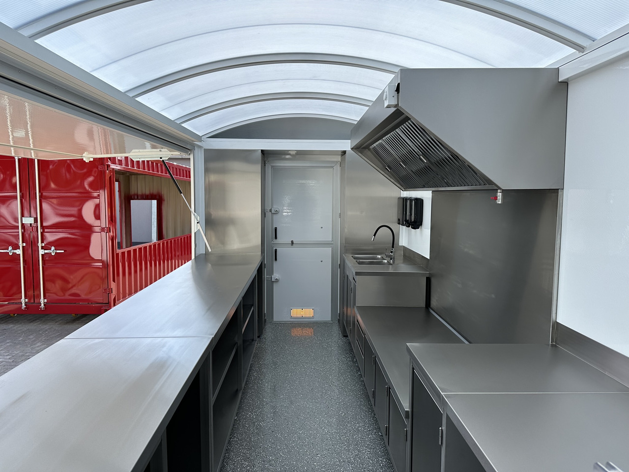WARK COMFORT 5m - Vending trailer: picture 3 WARK COMFORT 5m - Vending trailer: picture 3