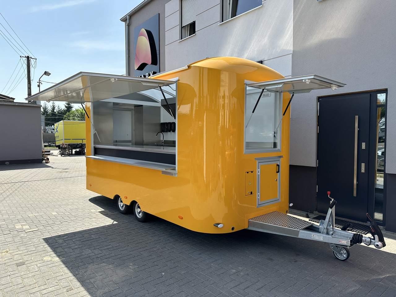 WARK COMFORT 5m - Vending trailer: picture 2 WARK COMFORT 5m - Vending trailer: picture 2