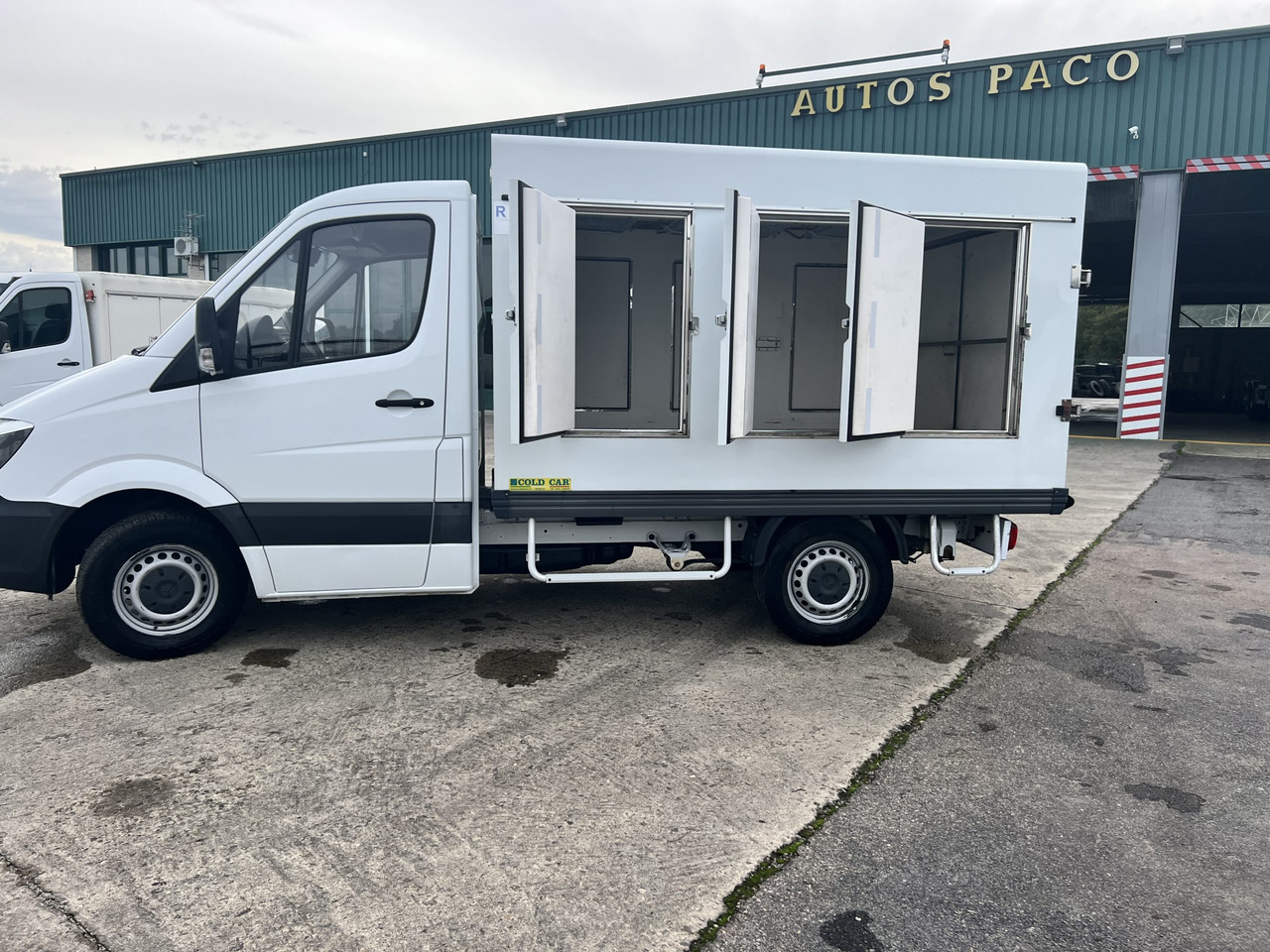 CAMION HELADERO 3.5T MERCEDES SPRINTER - Refrigerated van: picture 3 CAMION HELADERO 3.5T MERCEDES SPRINTER - Refrigerated van: picture 3