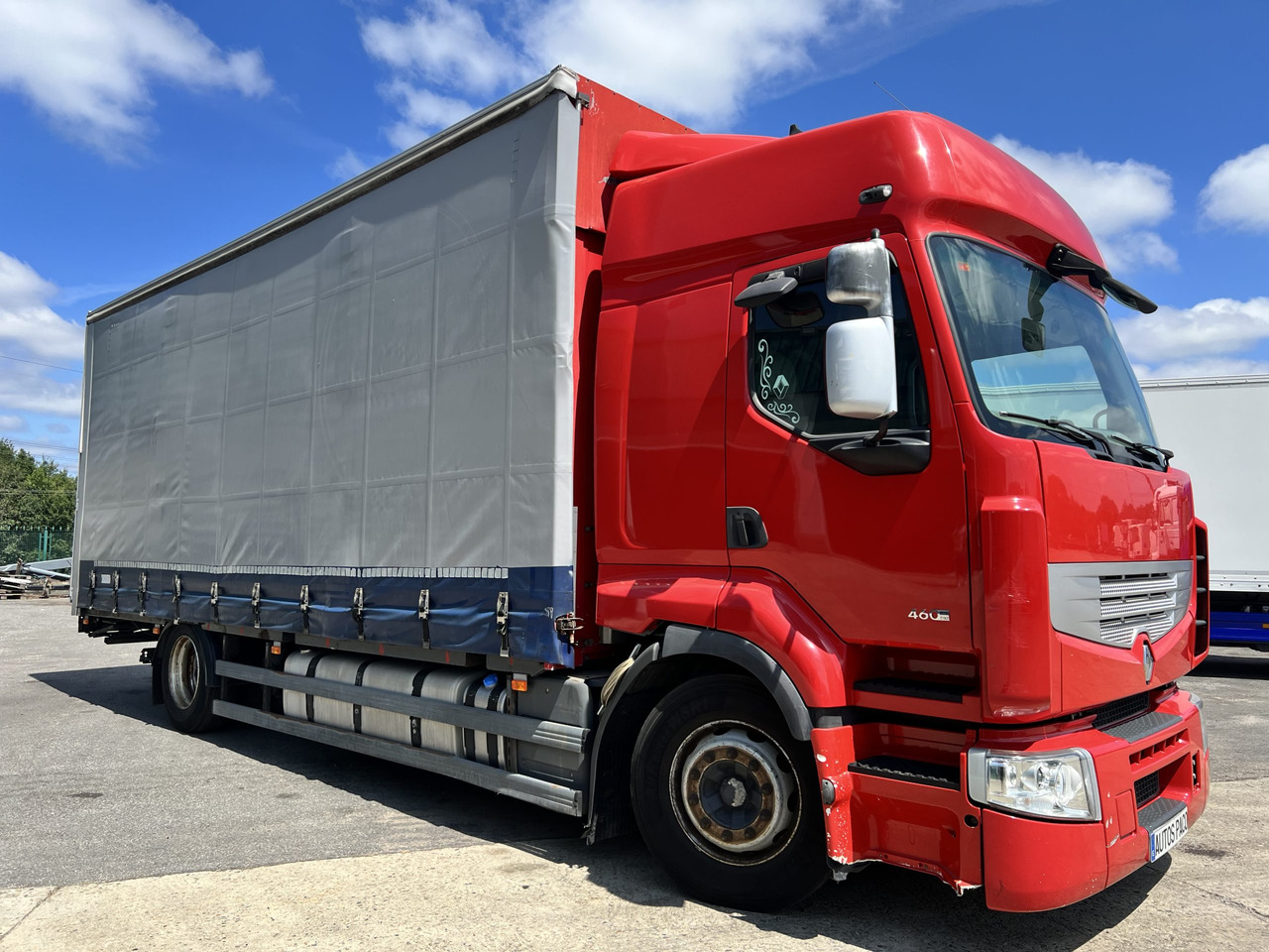 Curtainsider truck RENAULT 450 CON UNA TAULINER: picture 6