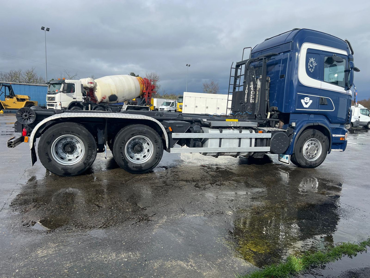 SCANIA R 560 V8 GANCHO 6X4 - Hook lift truck: picture 5 SCANIA R 560 V8 GANCHO 6X4 - Hook lift truck: picture 5