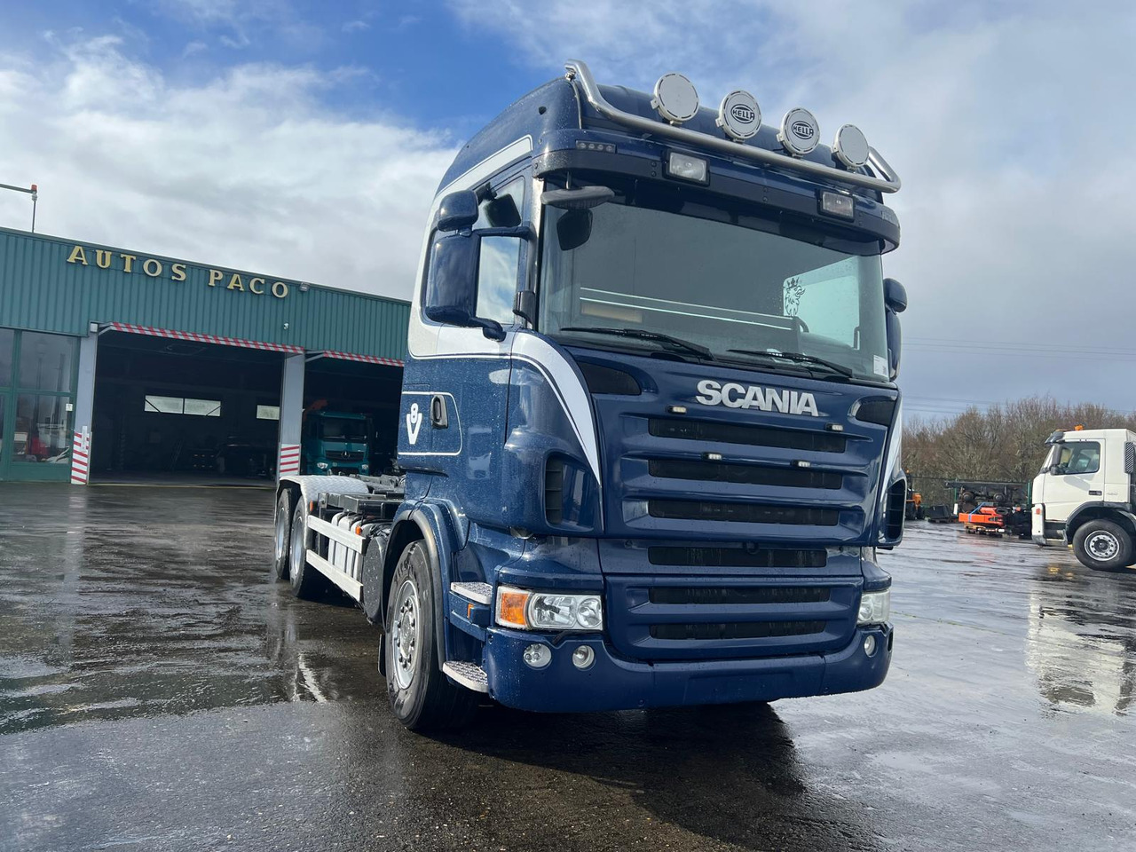 SCANIA R 560 V8 GANCHO 6X4 - Hook lift truck: picture 1 SCANIA R 560 V8 GANCHO 6X4 - Hook lift truck: picture 1