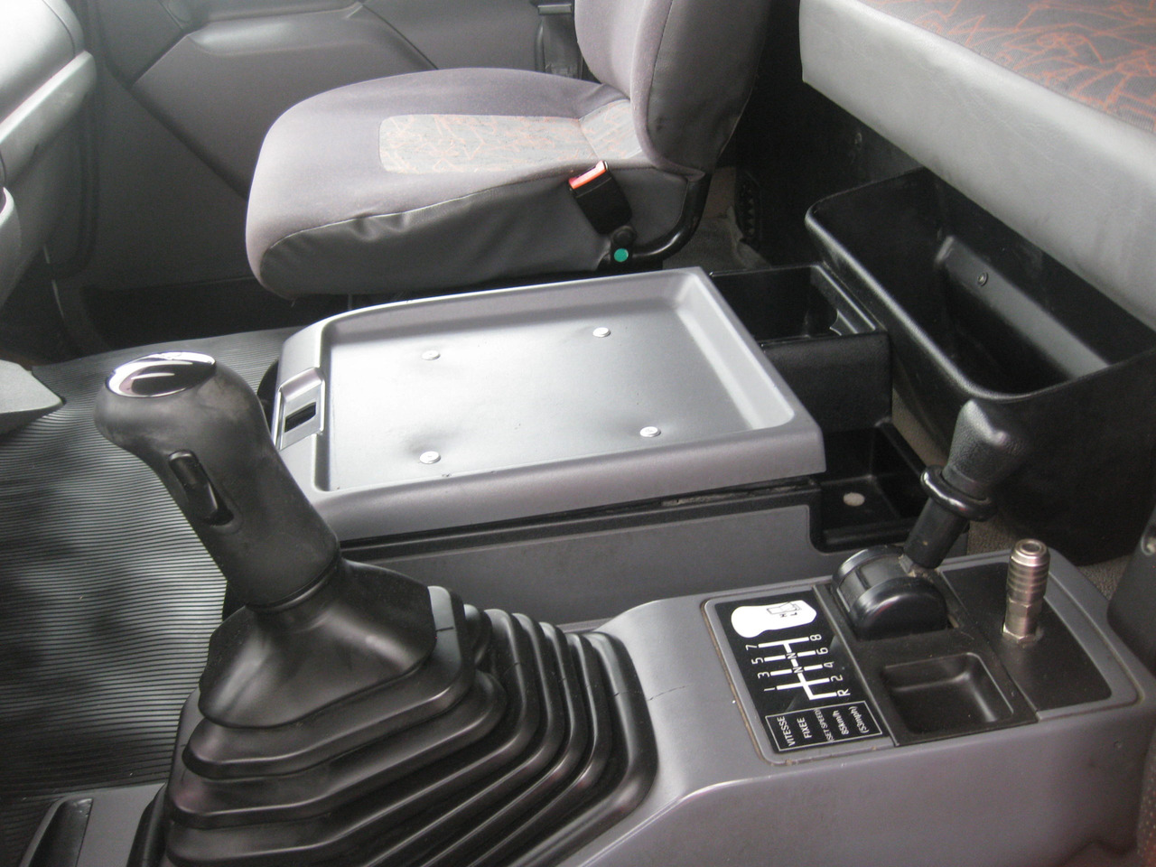 Leasing of  CABEZA TRACTORA RENAULT PREMIUM 420 CABEZA TRACTORA RENAULT PREMIUM 420: picture 6