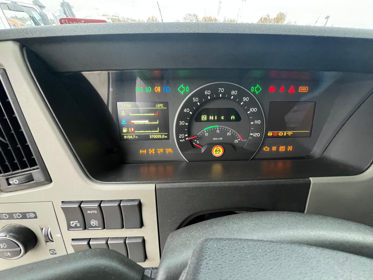 VOLVO FM 300 GANCHO DE CADENAS - Skip loader truck: picture 5 VOLVO FM 300 GANCHO DE CADENAS - Skip loader truck: picture 5